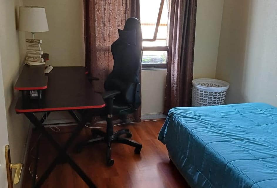 pieza en arriendo con baño privado en las condes