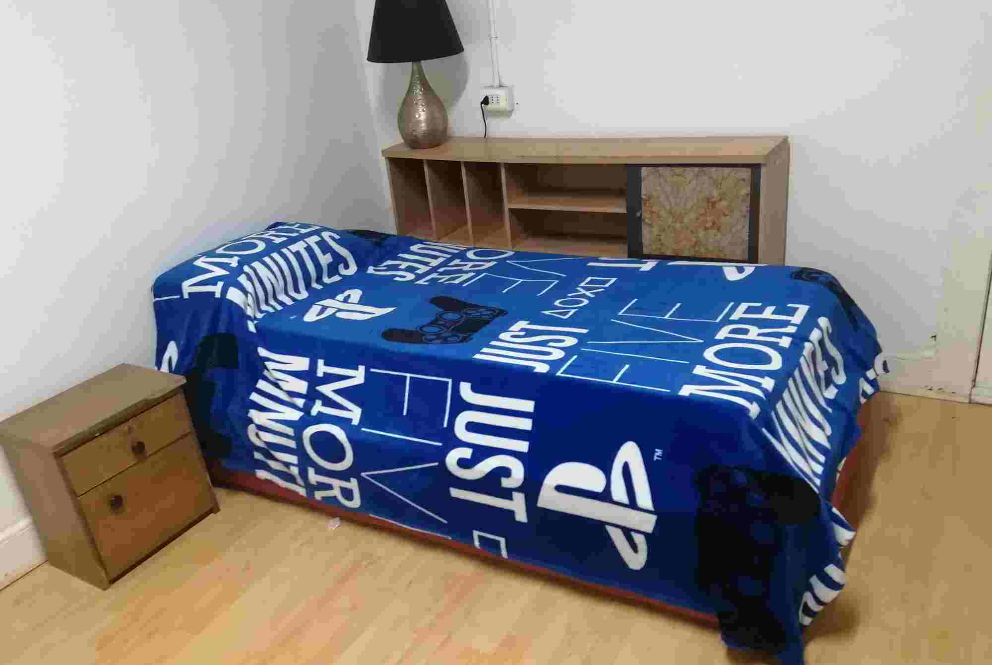 pieza en arriendo con baño privado en santiago