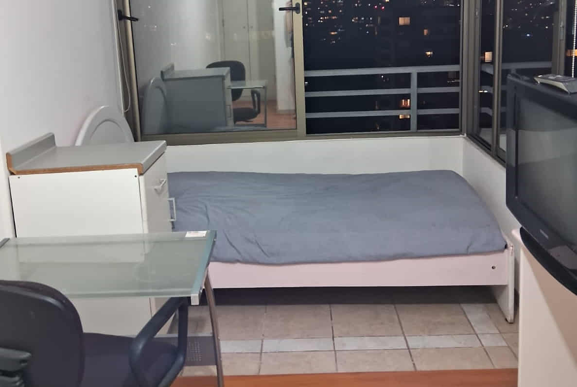 pieza en arriendo con baño privado en las condes santiago