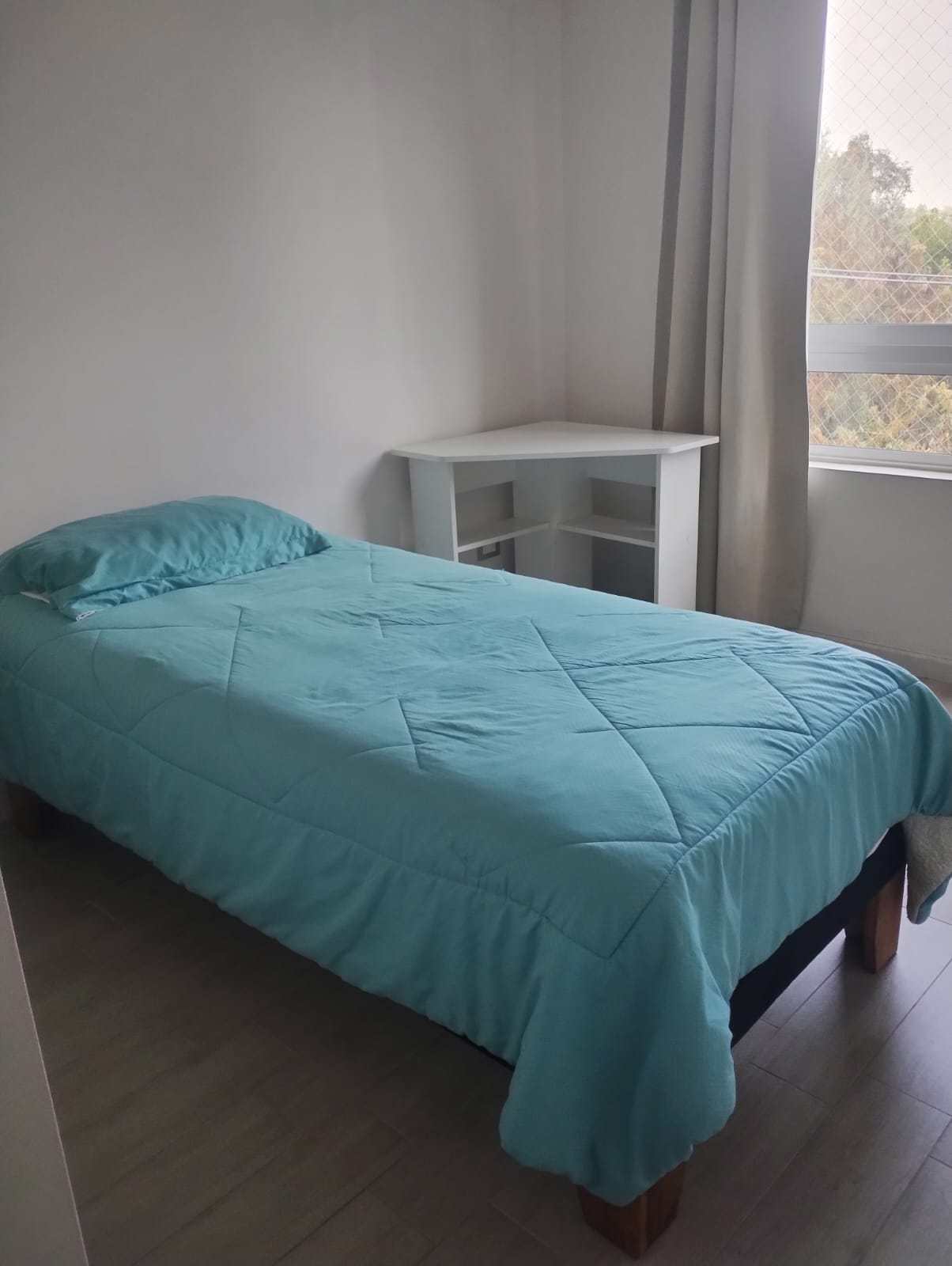 pieza en arriendo con baño privado en la florida santiago