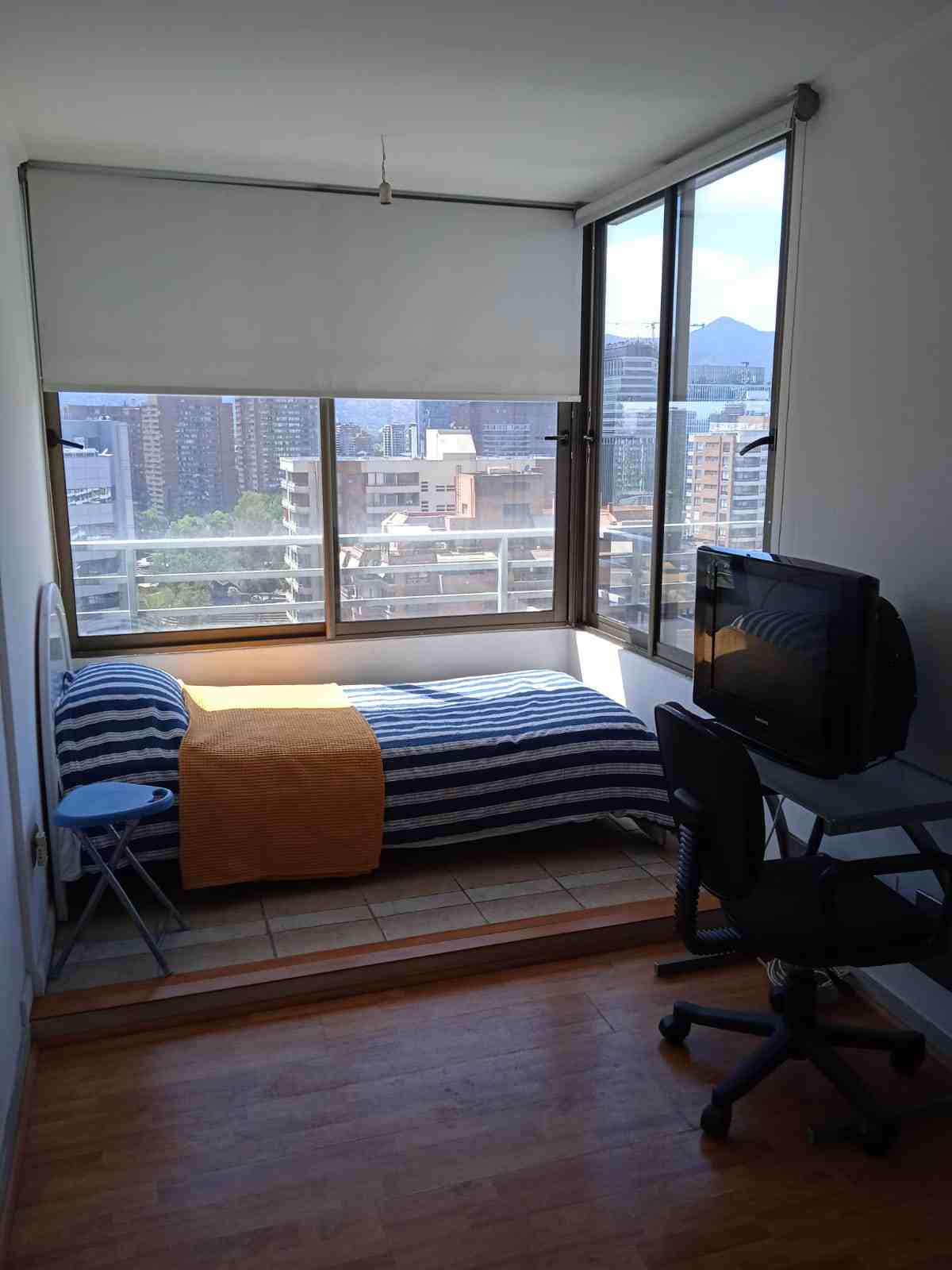 pieza en arriendo con baño privado en las condes santiago