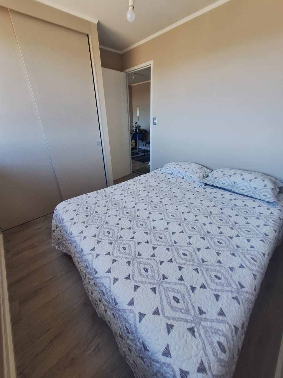 pieza en arriendo con baño privado y acceso independiente en viña del mar