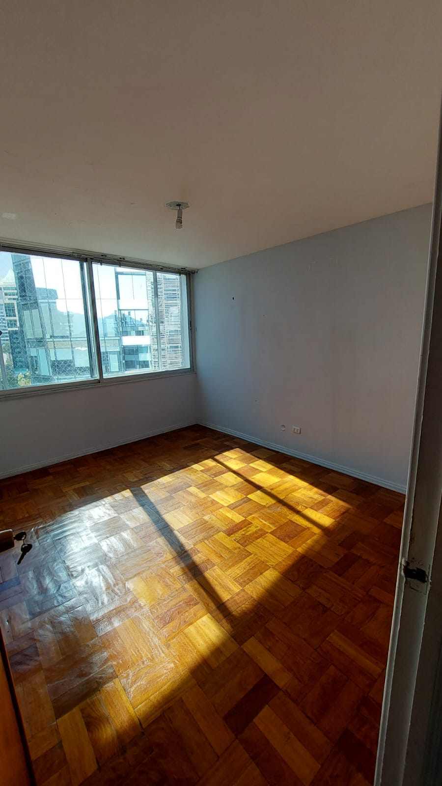pieza en arriendo con baño privado en las condes santiago