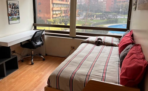 pieza en arriendo con baño privado en vitacura santiago