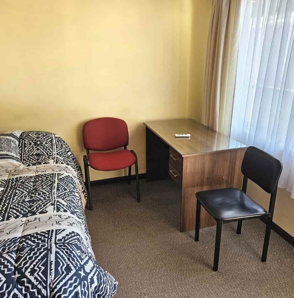 pieza en arriendo con baño privado y acceso independiente en concepcion