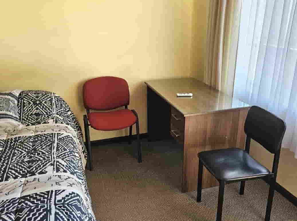 pieza en arriendo con baño privado y acceso independiente en concepcion