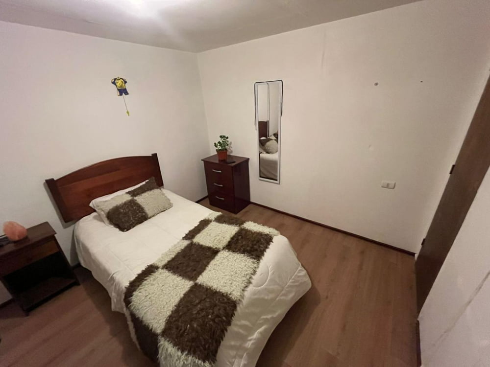 pieza en arriendo con acceso independiente en san pedro de la paz