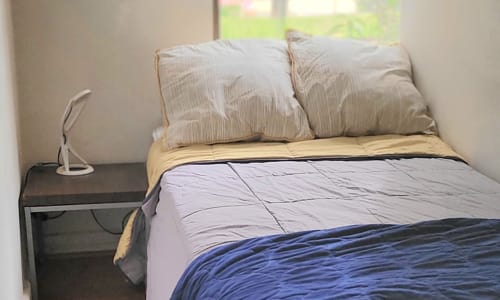 pieza en arriendo con baño privado en huechuraba santiago