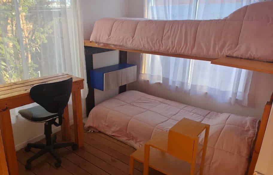 pieza en arriendo con acceso independiente en la serena